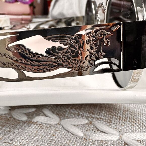 Zara Silver Safari Sunglasses with Black Accents - Picture 4 of 15